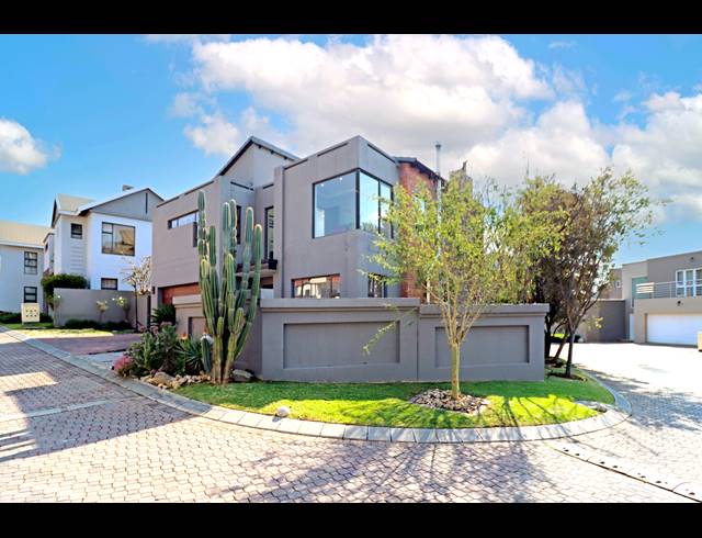 5 BEDROOM HOUSE FOR SALE IN BEVERLEY